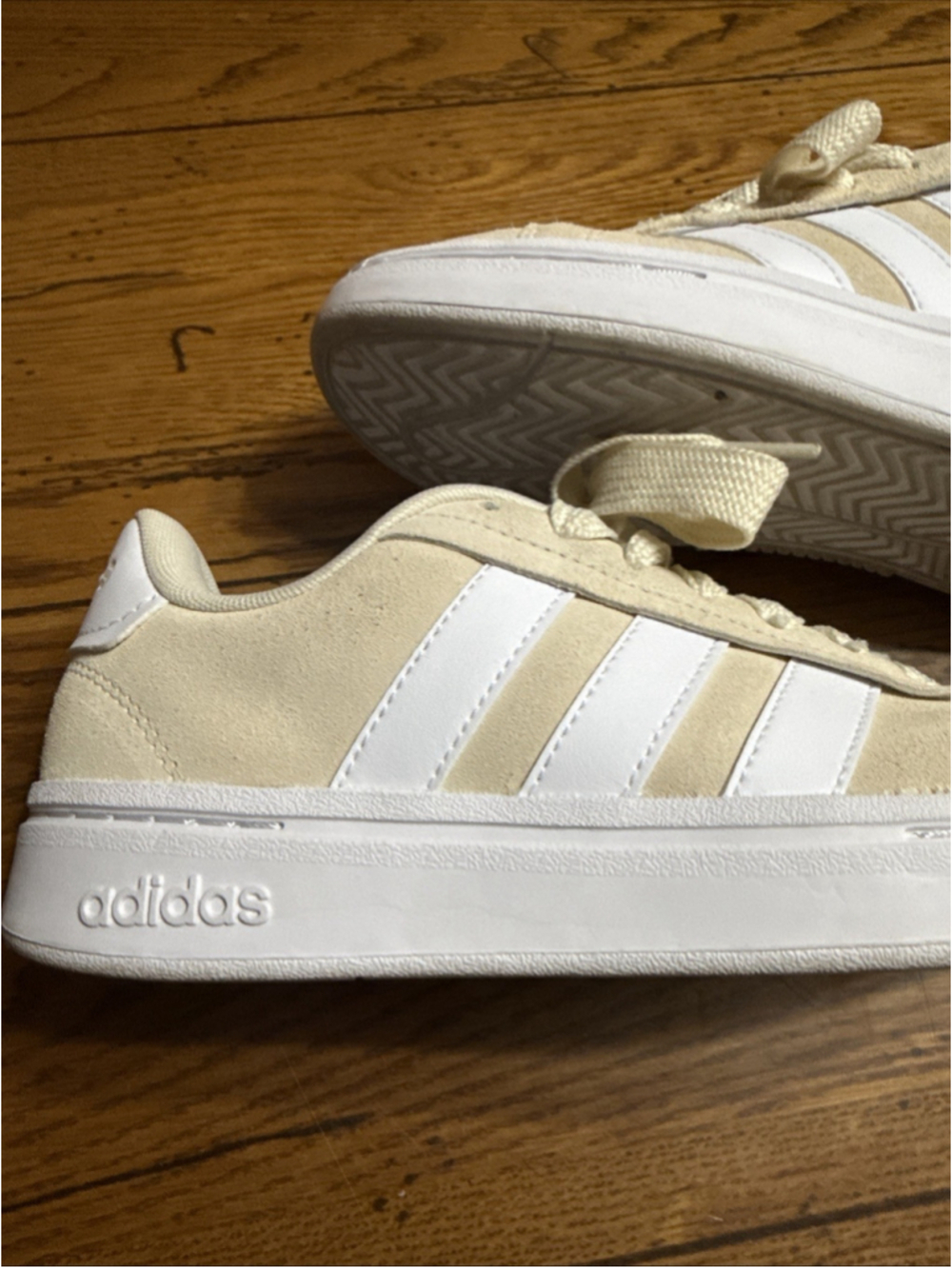 adidas Grand Court Alpha 00s Wonder White/White Women’s 6.5 US JH7228 - - Picture 3 of 9